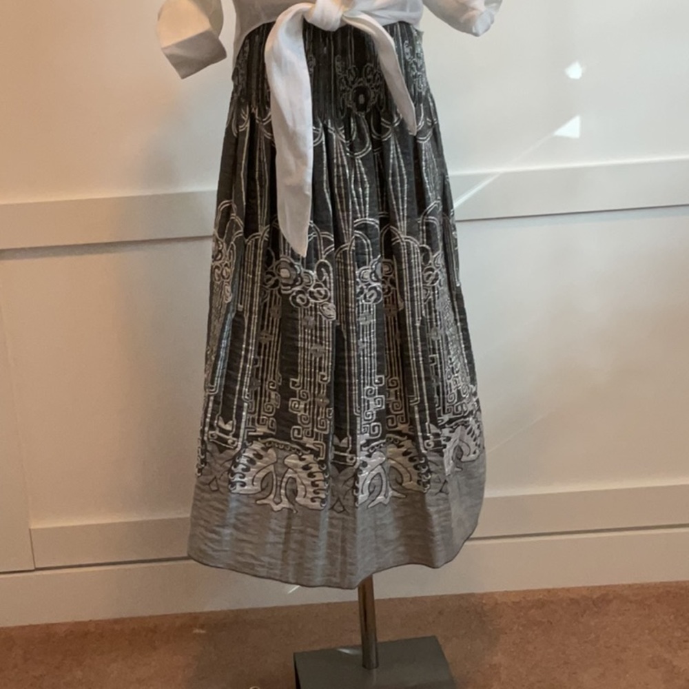 BCBG Max Studio skirt NWT S